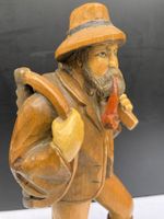 Brienzer? Holzfigur geschnitzt "Holzer/Waldarbeiter", 25 cm