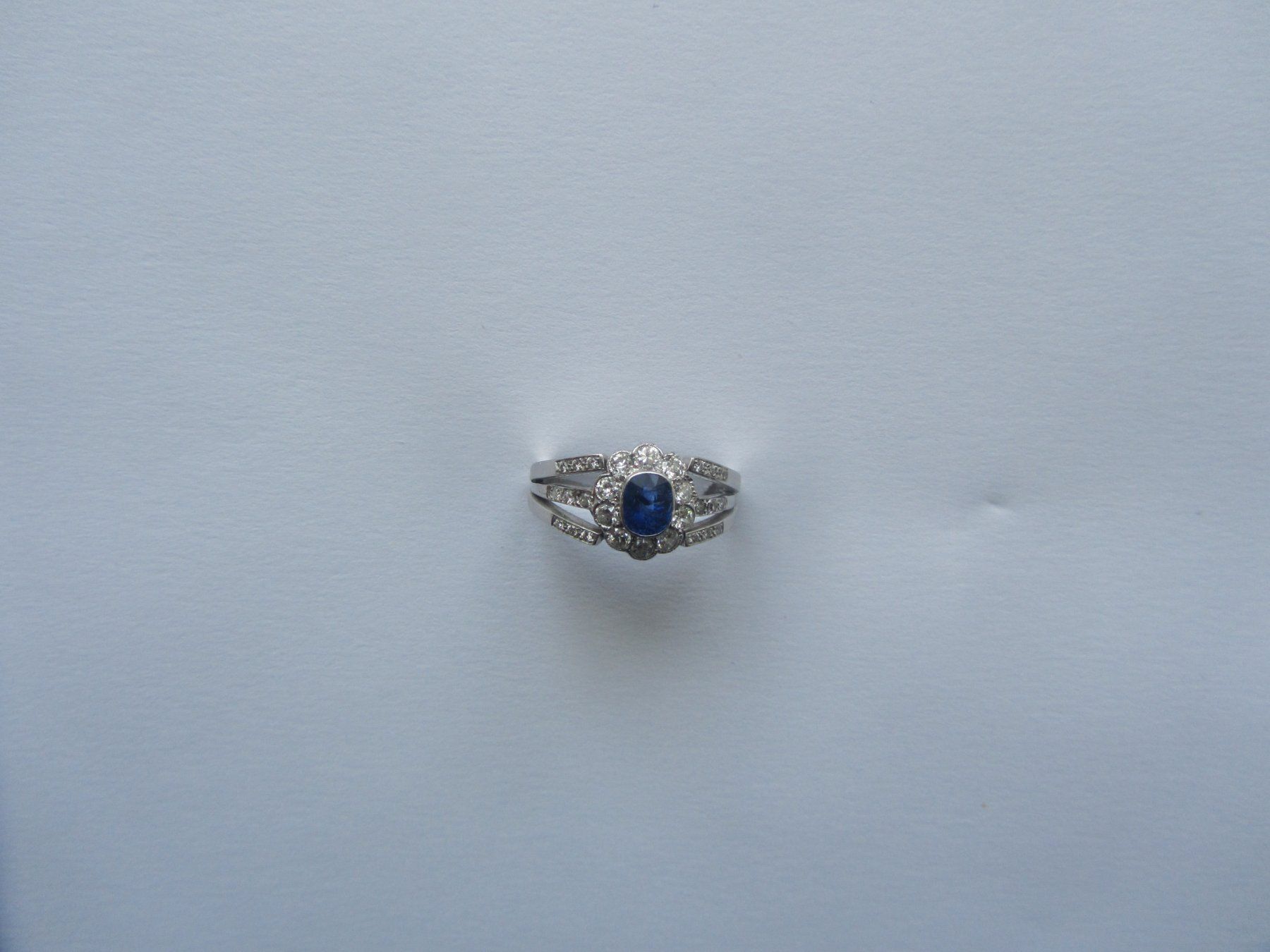 Anelli: Saphir-Brillant Ring-18 K.Weissgold – Usato da Luzern venduto da Lucernauno 2