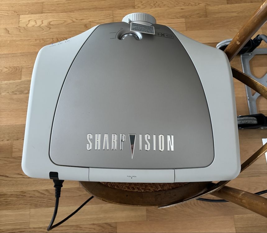 SharpVision Beamer / Projektor (Gebraucht) in Suhr für CHF 80 – nur ...