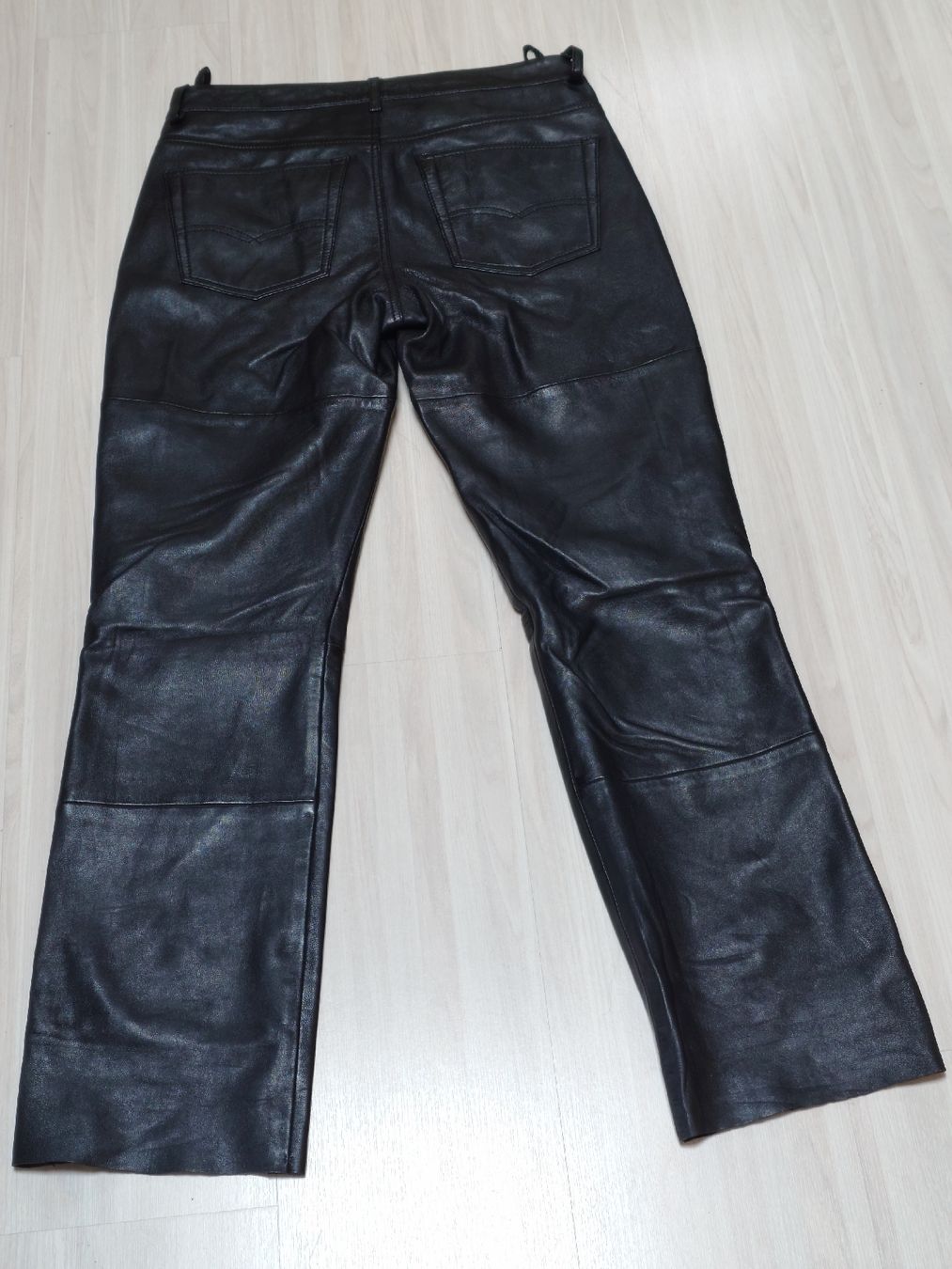 Pantaloni: Neue Lederhose Marke "Gipsy" – Nuovo e nell'imballaggio originale da Romanshorn venduto da rom_7xz5 5