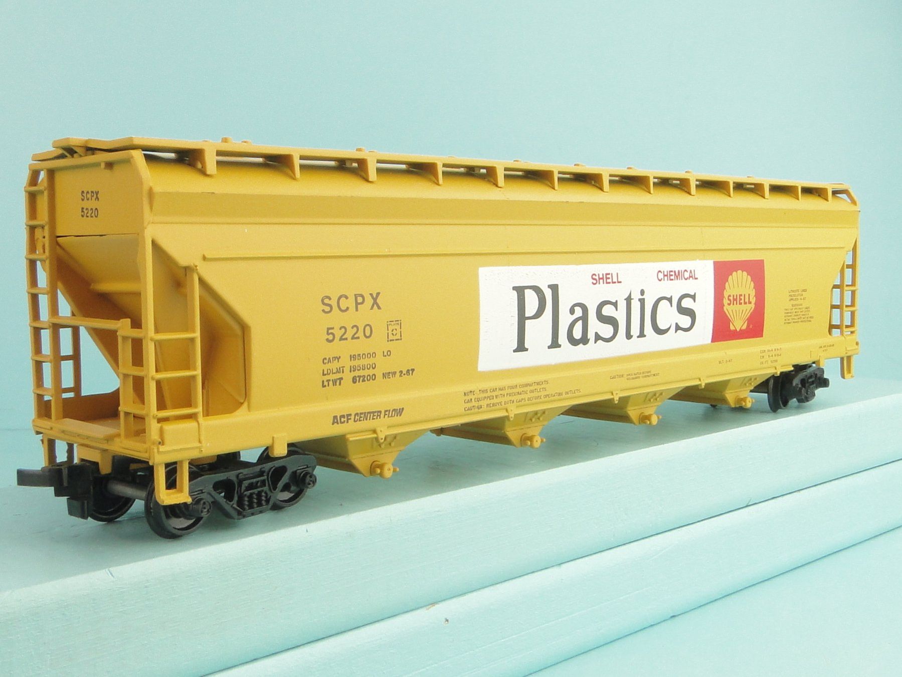 Athearn Modelleisenbahnen: Athearn 1910 Shell 55' Center Flow – Gebraucht aus Bülach von cann11 2