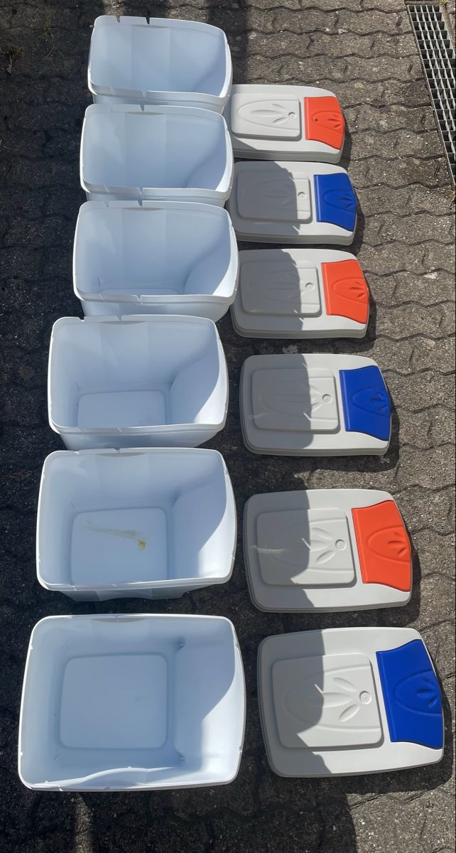 Contenitori & Simili: 6 praktische, stapelbare Behälter – Usato da Chur venduto da Hechtl2 1