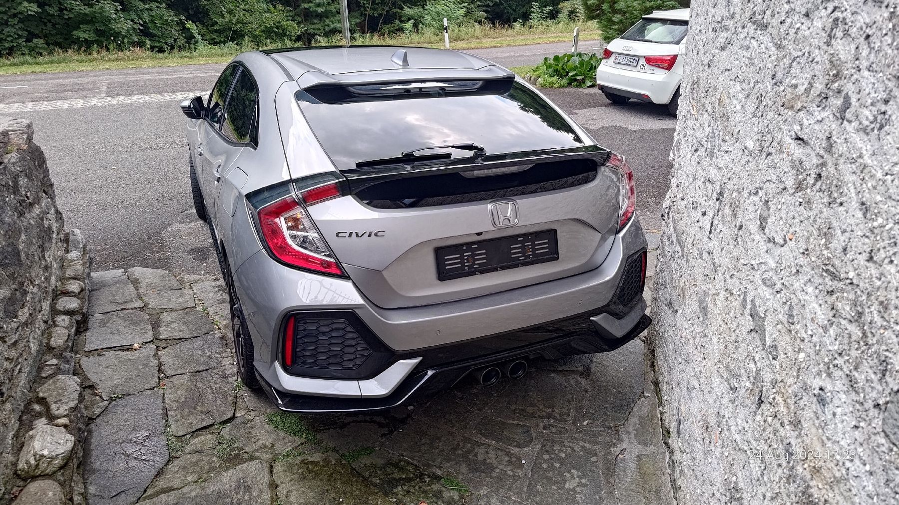 Honda Automobili: Honda Civic 2017 – Usato da Avegno venduto da gor_xjh8 4