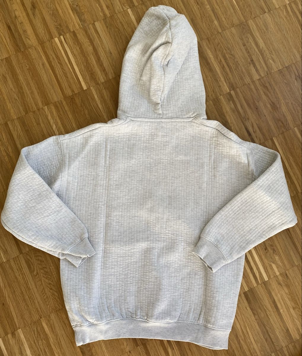 H&M Maglioni & Felpe: Pullover Hoodie hellgrau Grösse 146 – Usato da Bottmingen venduto da pao_22jx 1