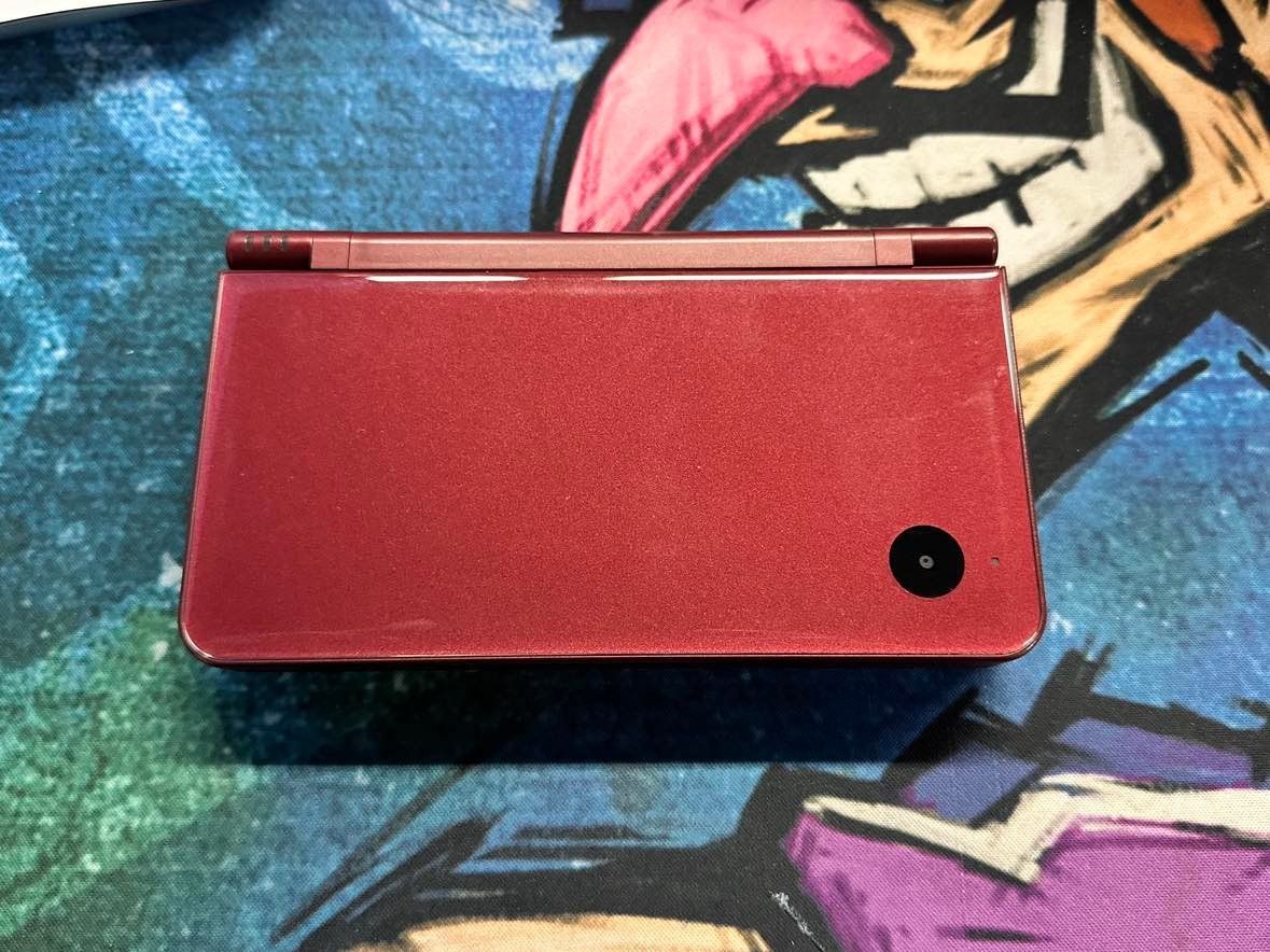 Nintendo Console: Console Nintendo DSi XL – Usato da Giubiasco venduto da