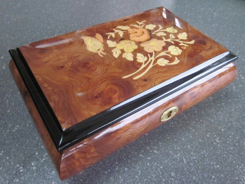 Schmuckkastchen Mit Spieluhr Holz