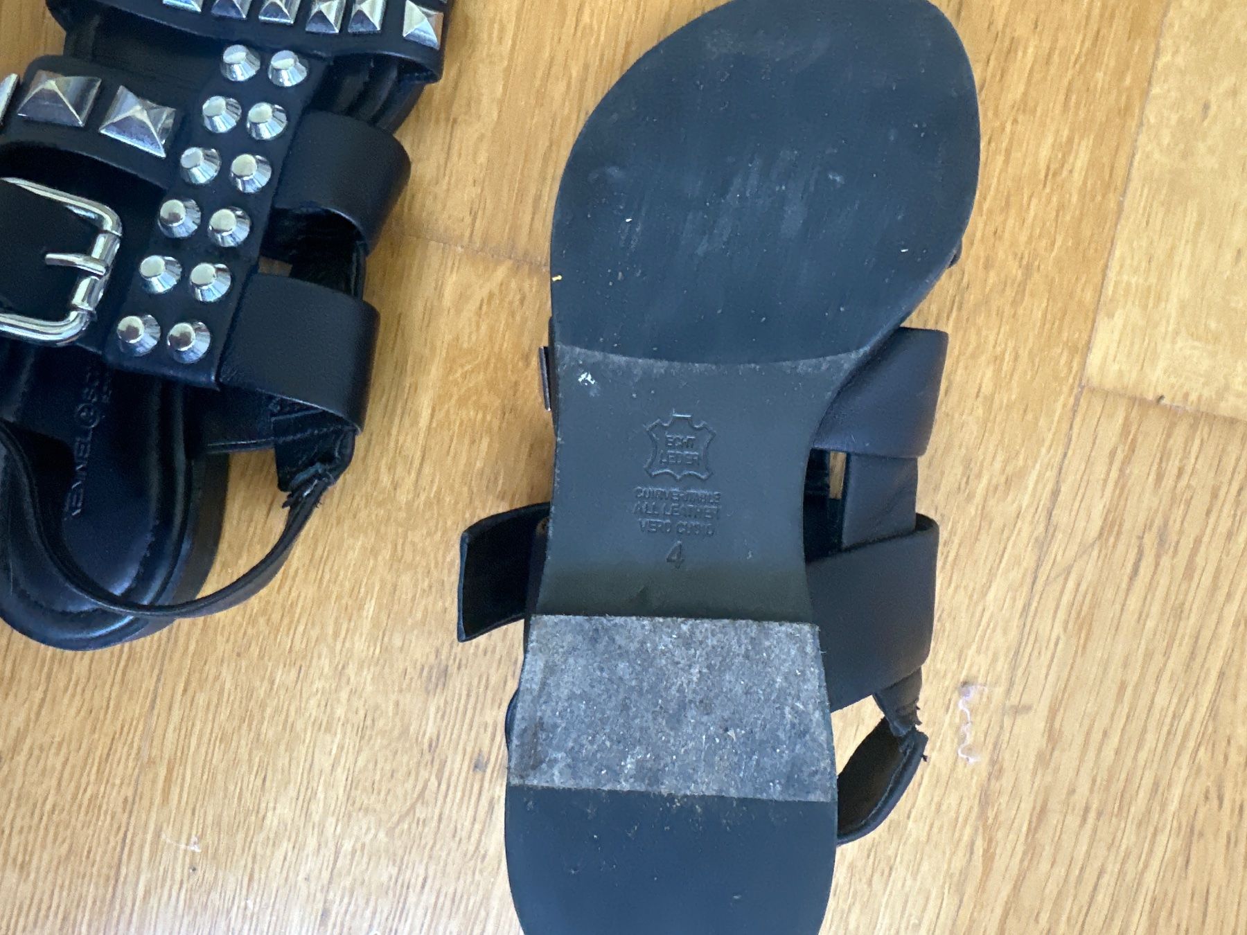 Kennel + Schmenger Scarpe da donna: Sandalen schwarz 37 mit Nieten Neu! – Usato da Zürich venduto da bea_5268 3