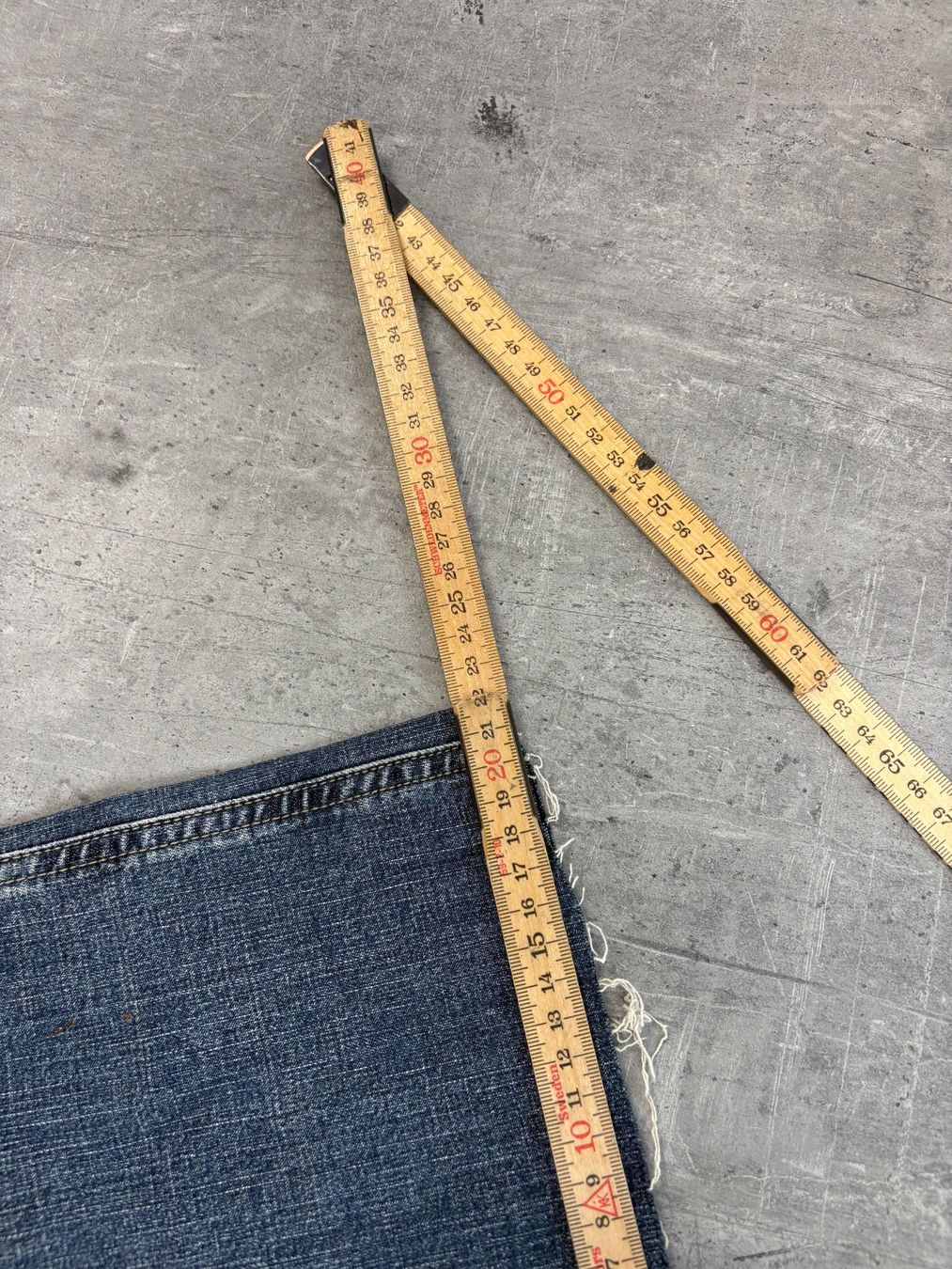 Diesel Jeans: Vintage Diesel Bootcut Flared Jeans (M) – Neu (gemäss Beschreibung) aus Werdenberg von hase.vintage 7