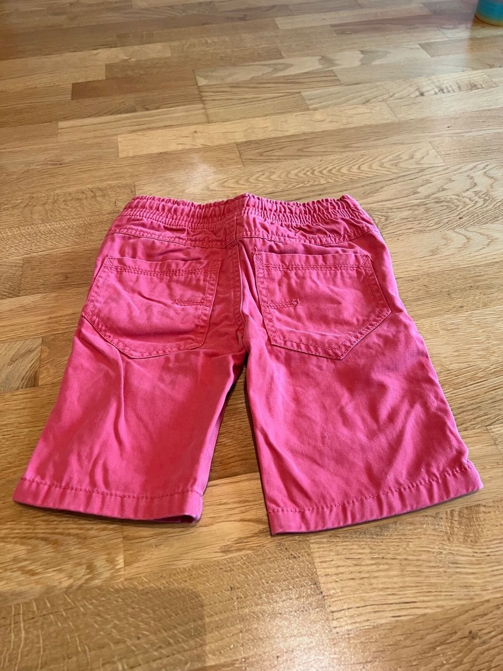 Pantaloni: Bermuda Hose Gr. 110 – Usato da Wallisellen venduto da Kaktus8304 1