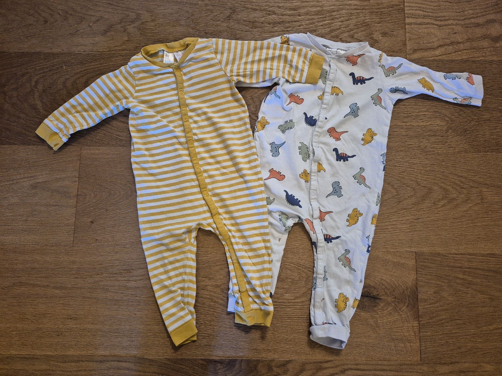 Lotti & Set di vestiti: Pyjamas Grösse 86/92 – Usato da Münsingen venduto da Why88 1