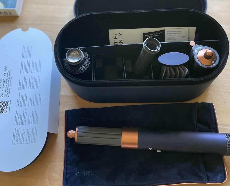Dyson Piastre & Arricciacapelli: Dyson Airwrap Complete Long (Dark Blue/Copper) – Nuovo (secondo la descrizione) da Biel/Bienne venduto da Peeeep10 3