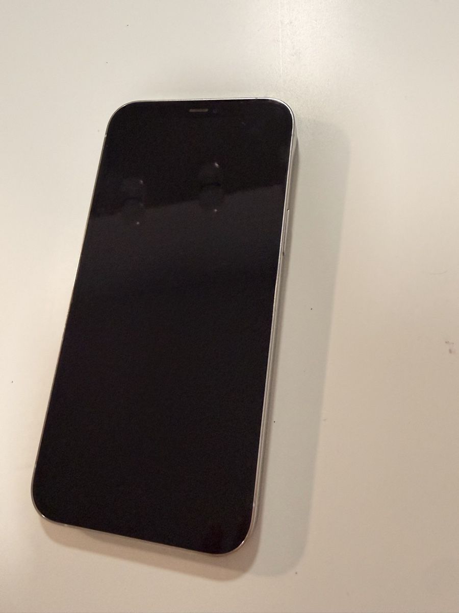 Apple Portables: Apple iPhone 12 Pro MAX Silber – D'occasion à Kägiswil par yal_vg2r 3