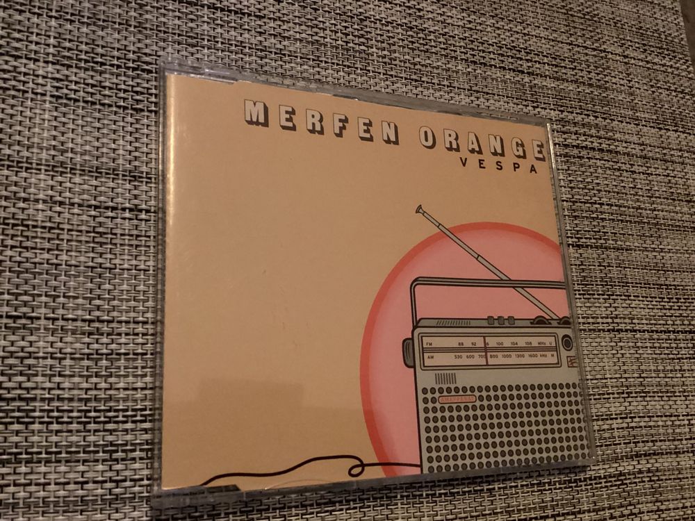 Merfen Orange – Vespa 1