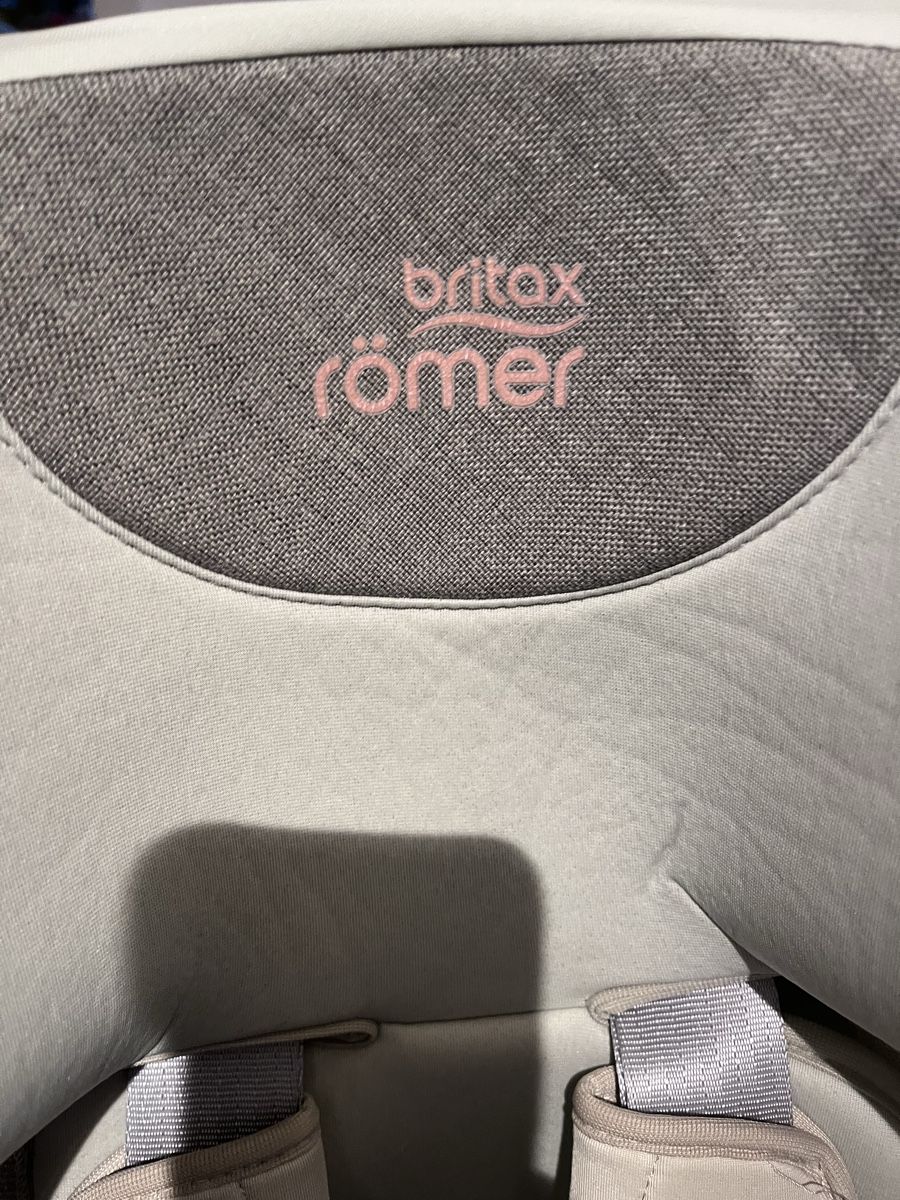 Britax Römer Seggiolini per auto: Britax Römer Kindersitz – Usato da hüntwangen venduto da Fiorenzaanna 1