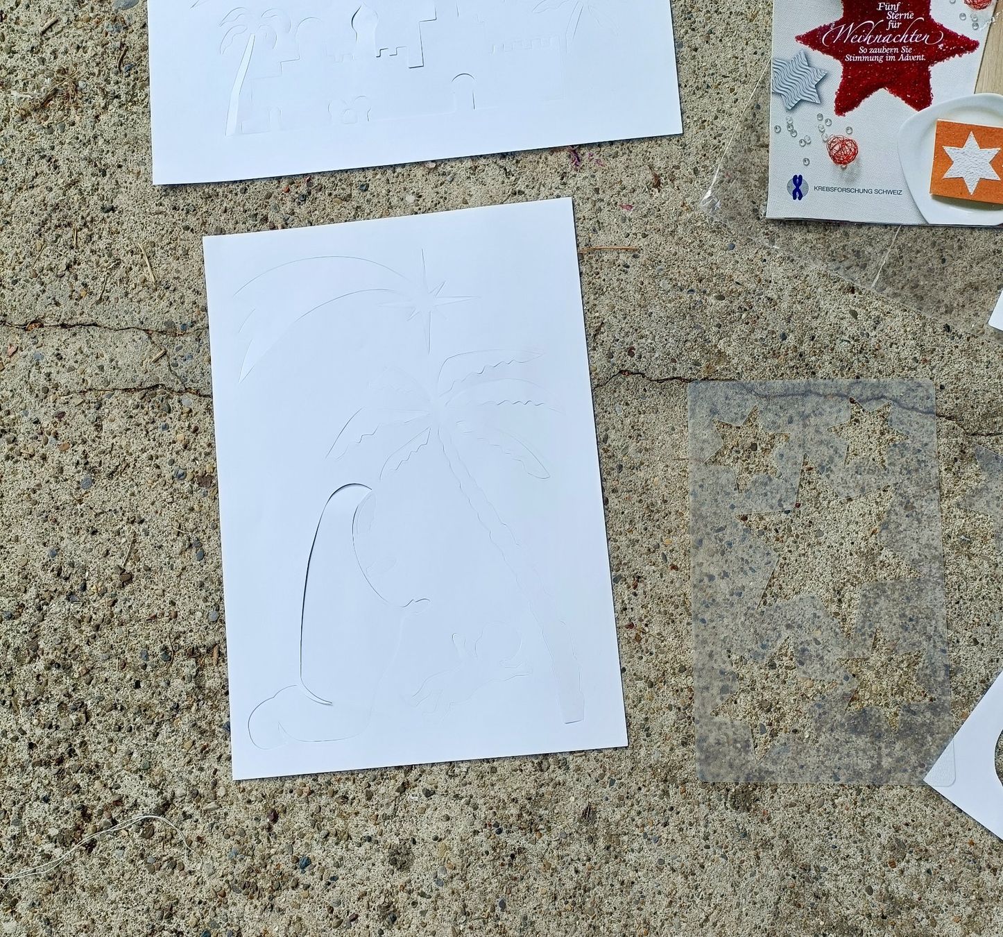 Alle Dekorationen: Weihnachts Schablonen Set mit Schnee Spray – Neu (gemäss Beschreibung) aus Sitterdorf von imsis 3