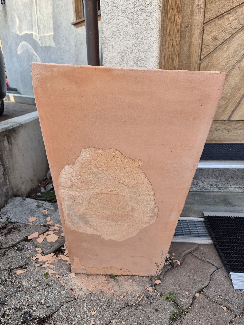 Blumentöpfe: Blumentopf Terrakotta gross mit Schäden 2 Stück – Gebraucht aus Ringgenberg BE von Jen_0885 4