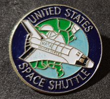 V116 - Pin NASA United States Space Shuttle