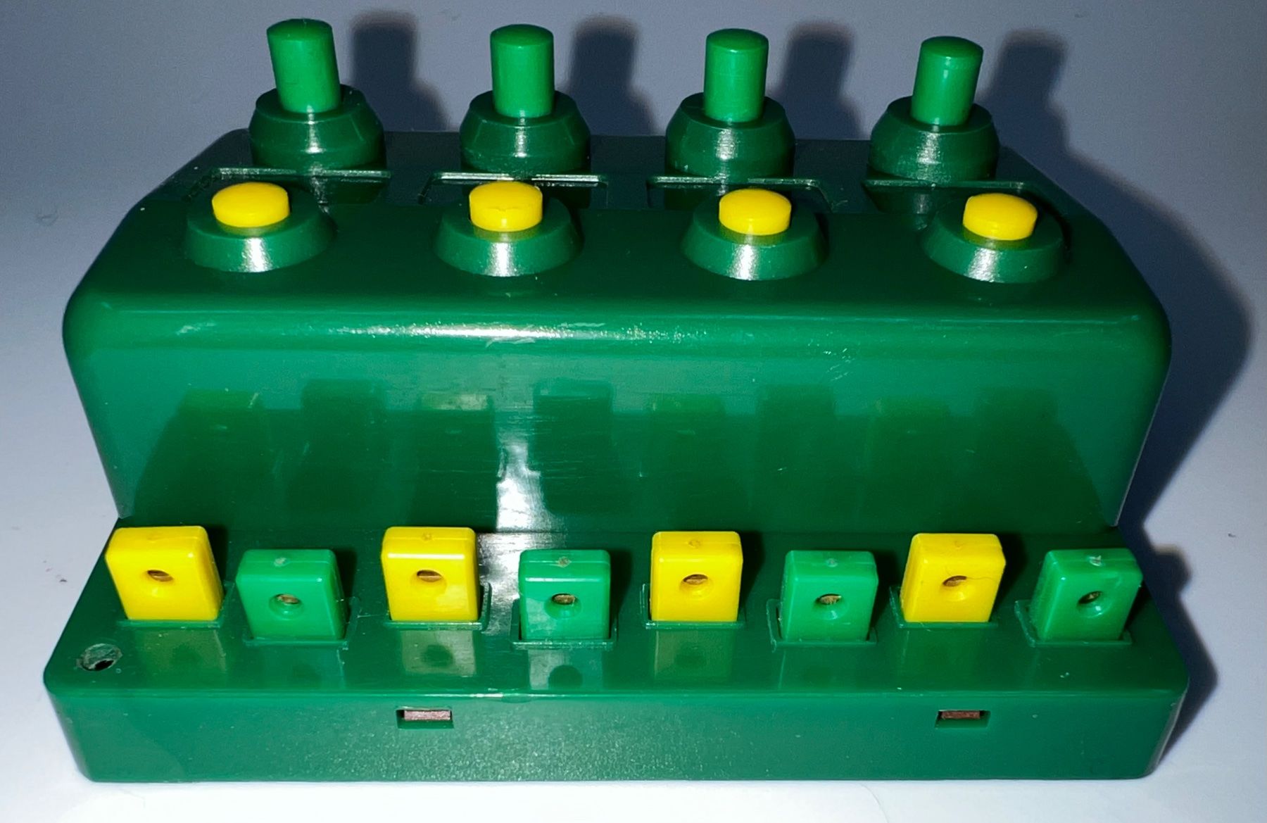 Trix Modelleisenbahnen: Minitrix Weichenschalter 4 fach (66596) – Gebraucht aus Basel von jonnyhaas 2
