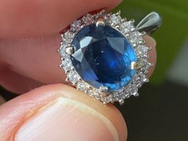 Goldring natürlicher Saphir 2.75 ct no heatZertifikat