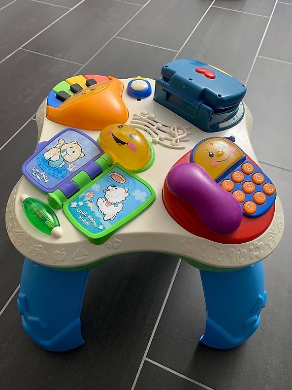 Jouets: Fisher Price Spieltisch – D'occasion à Uetendorf par Revotool