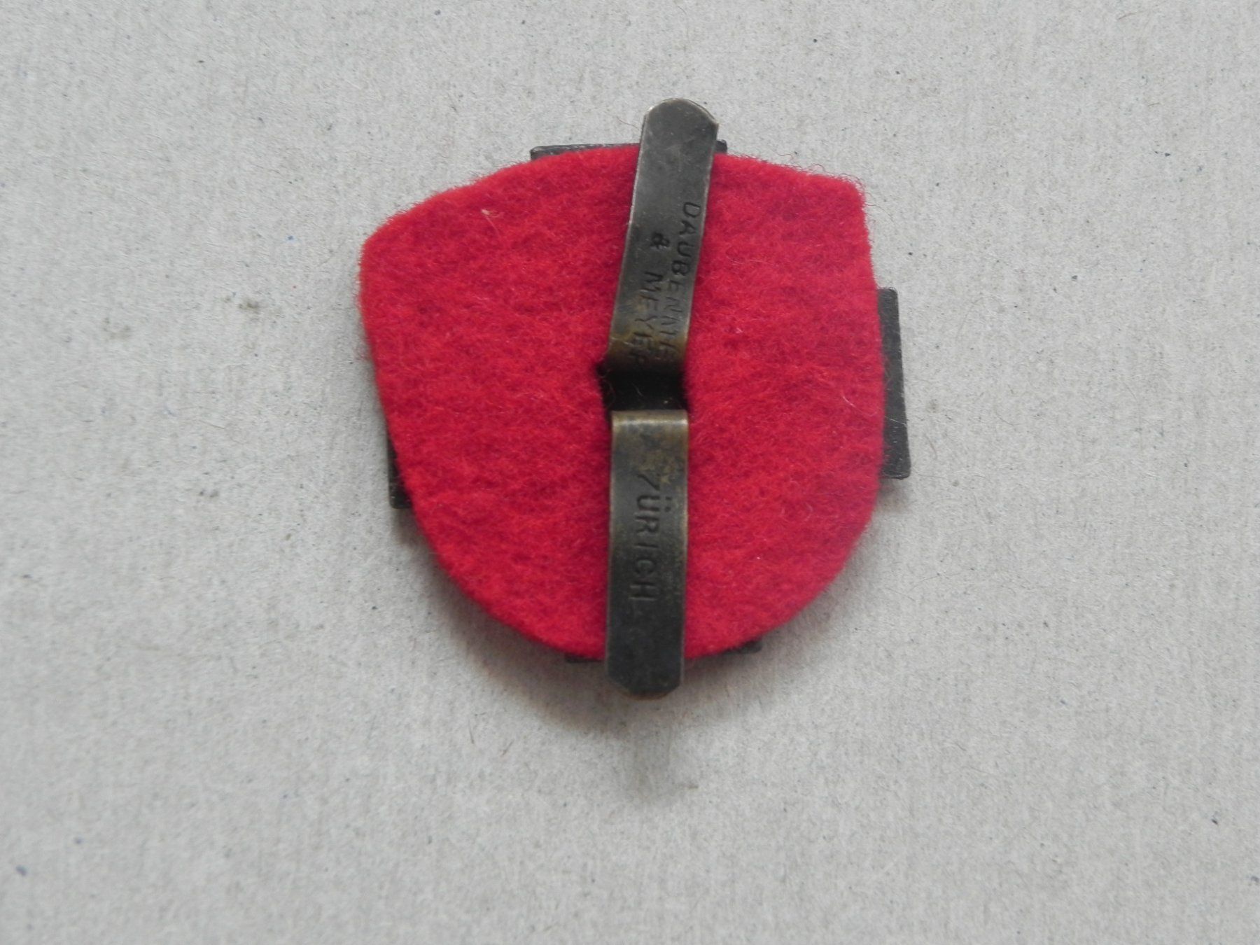 Placchette & Badge: Abzeichen Brosche Medaille Davos Graubünden GR 1924 – Usato da Siebnen venduto da krimsie 1