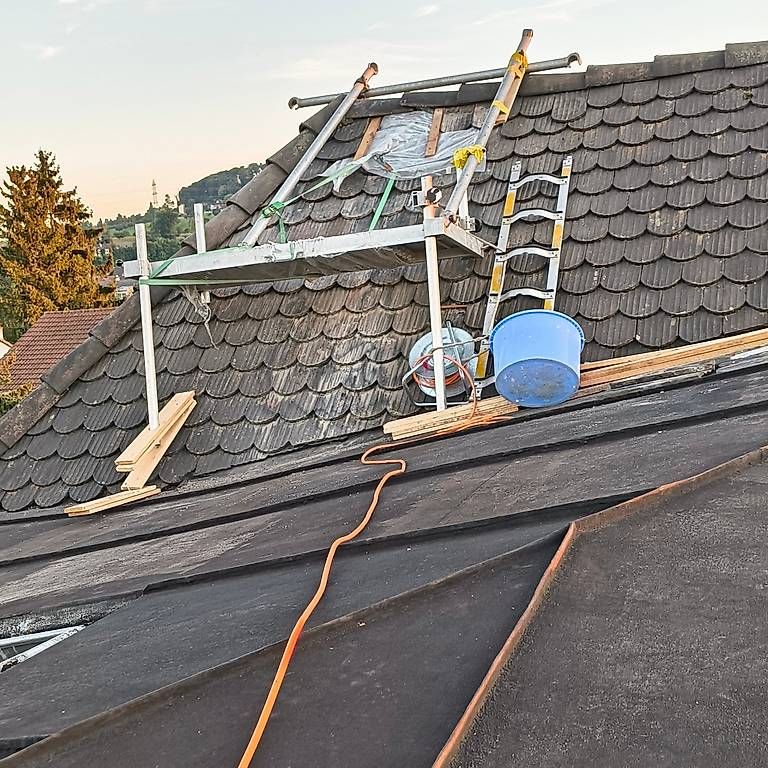 Ponteggi: Maler- & Gipserbühne. Treppengerüst – Usato da Pratteln venduto da mattia51 4