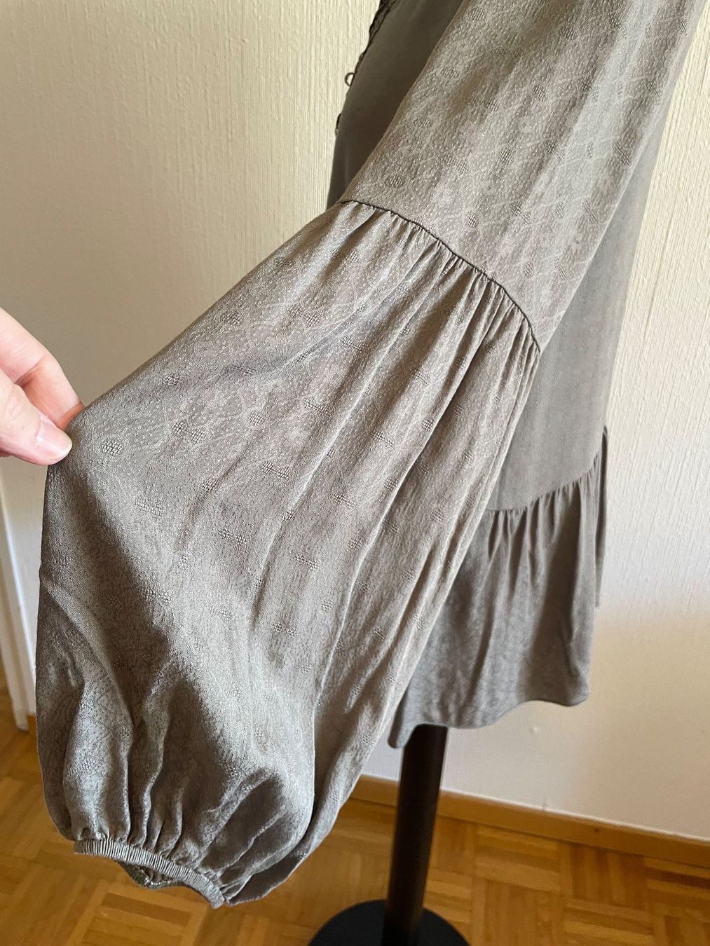 Camicette: Superbe blouse brodée, Bijou les Boutiques, S – Nuovo (secondo la descrizione) da Vevey venduto da chr_5pvx 3