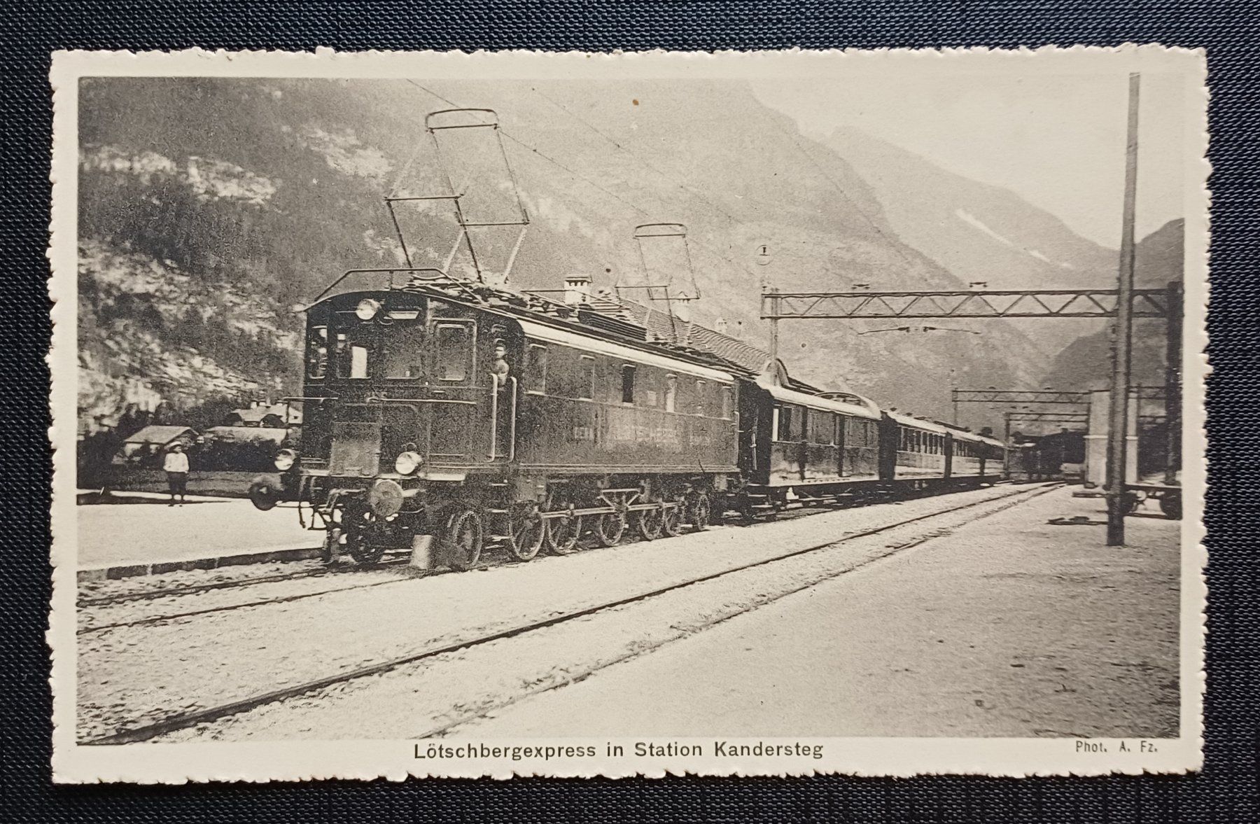 Cartoline postali: AK Lötschbergexpress KANDERSTEG Eisenbahn um 1930 – Usato da Brittnau venduto da simionius