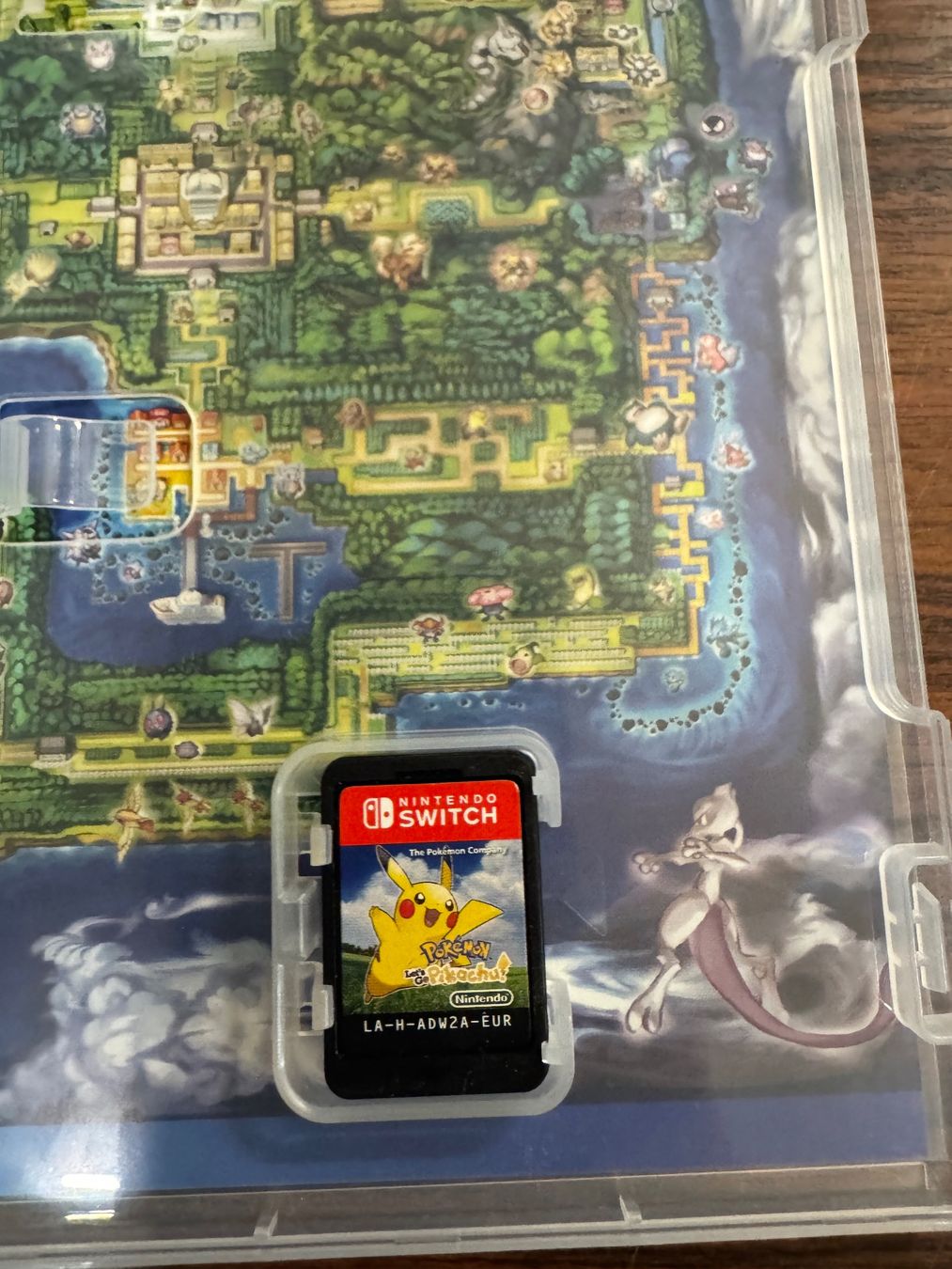 Giochi: Pokémon Let's Go Pikachu Nintendo Switch – Usato da Lausanne venduto da Michel_Ozcan 2