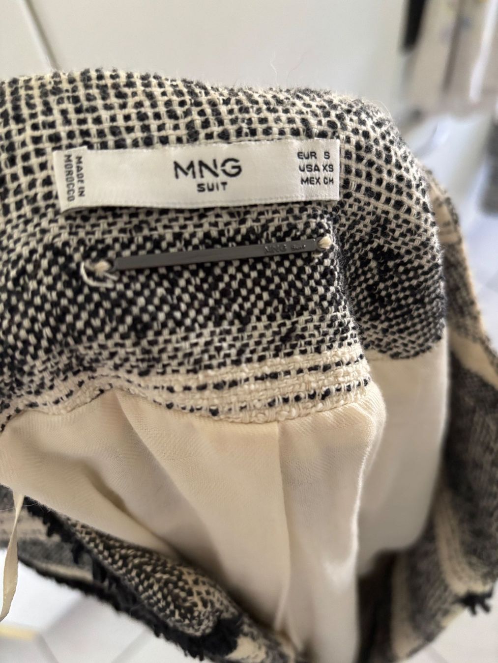 Mango Giacche: Strickjacke Damen vom Mango – Usato da Gümligen venduto da ZepIV 3