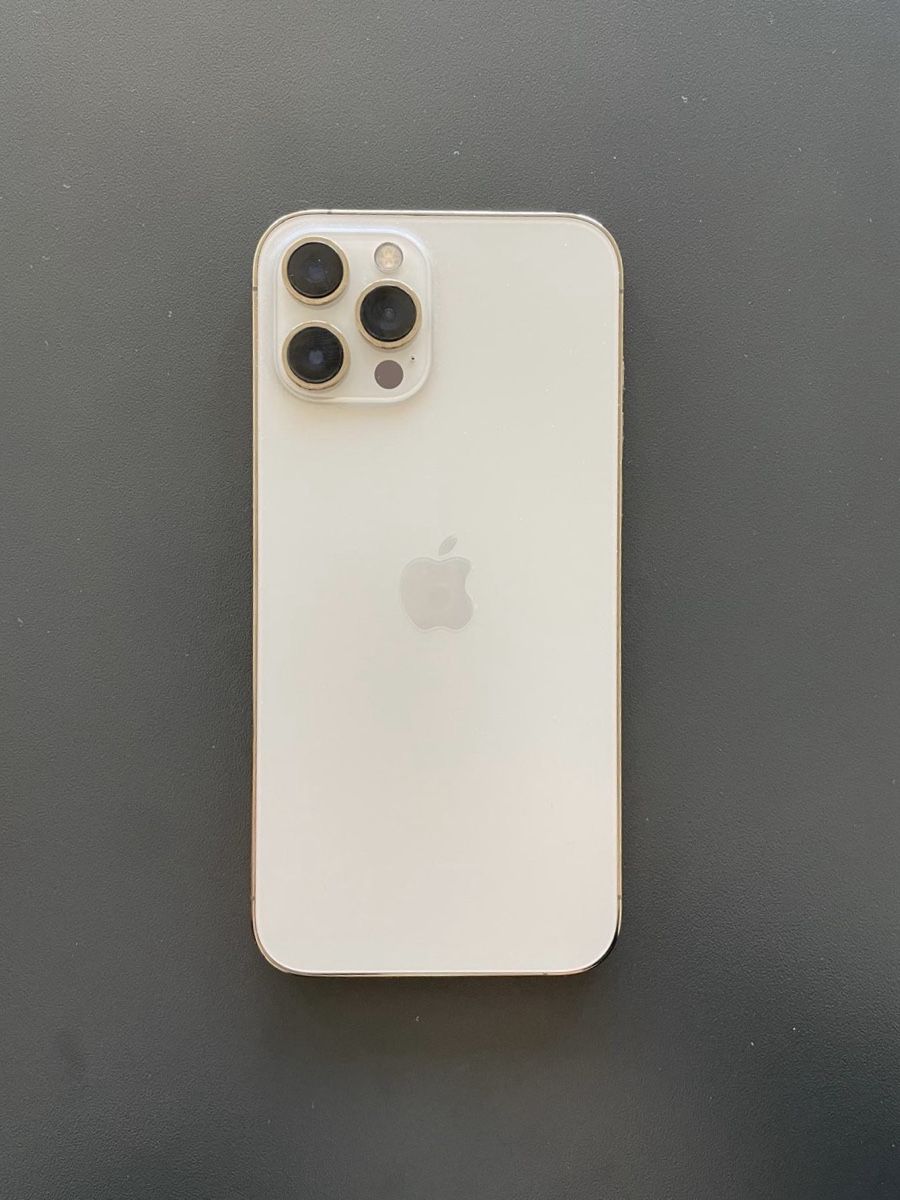 Apple Telefoni cellulari / Smartphones: iPhone 12 Pro Max 256GB Gold inkl. Hüllen – Usato da Gränichen venduto da ao_cs