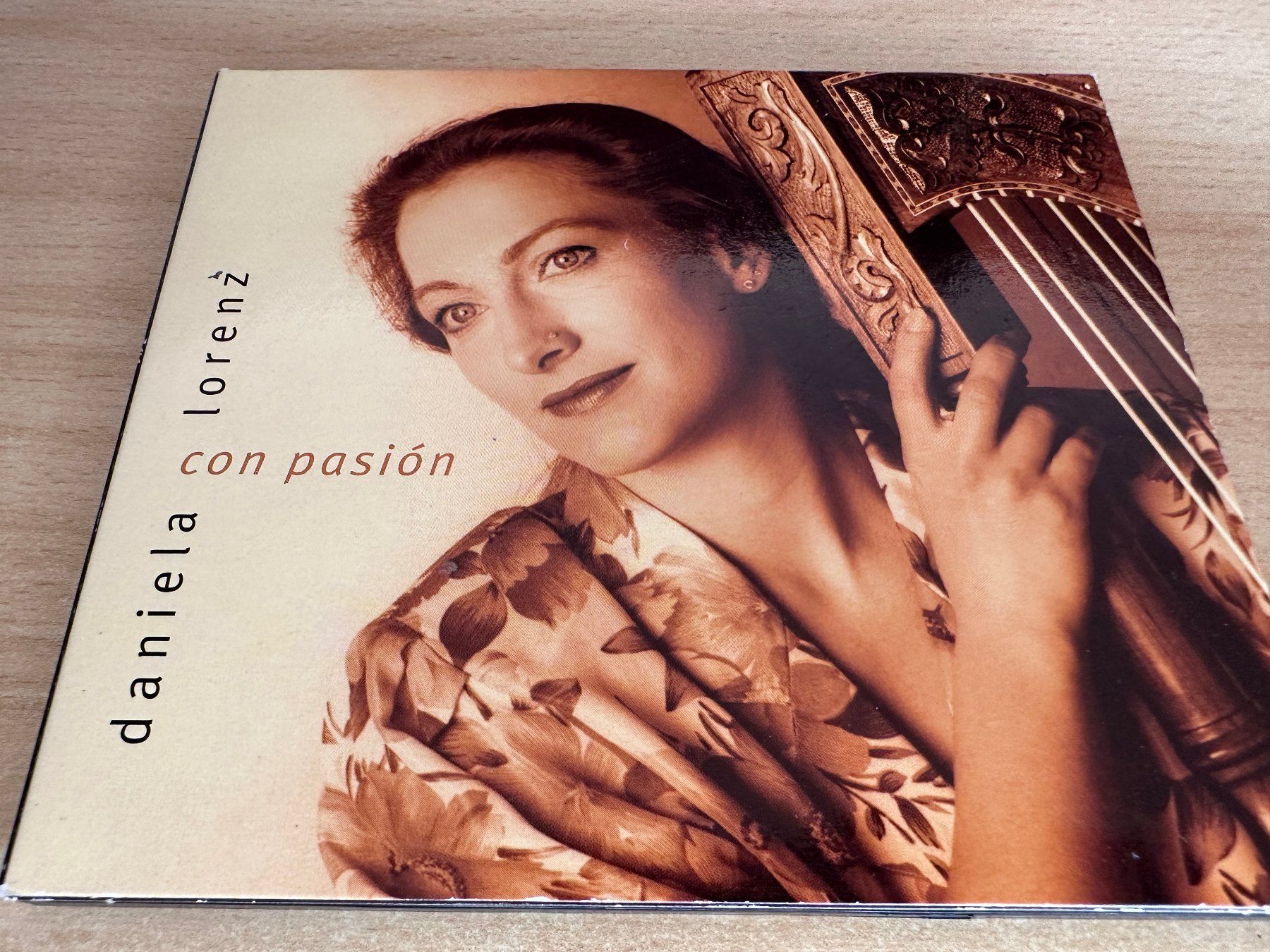 CD: Daniela Lorenz – Con Pasión – Usato da Rikon im Tösstal venduto da Alpenmutz