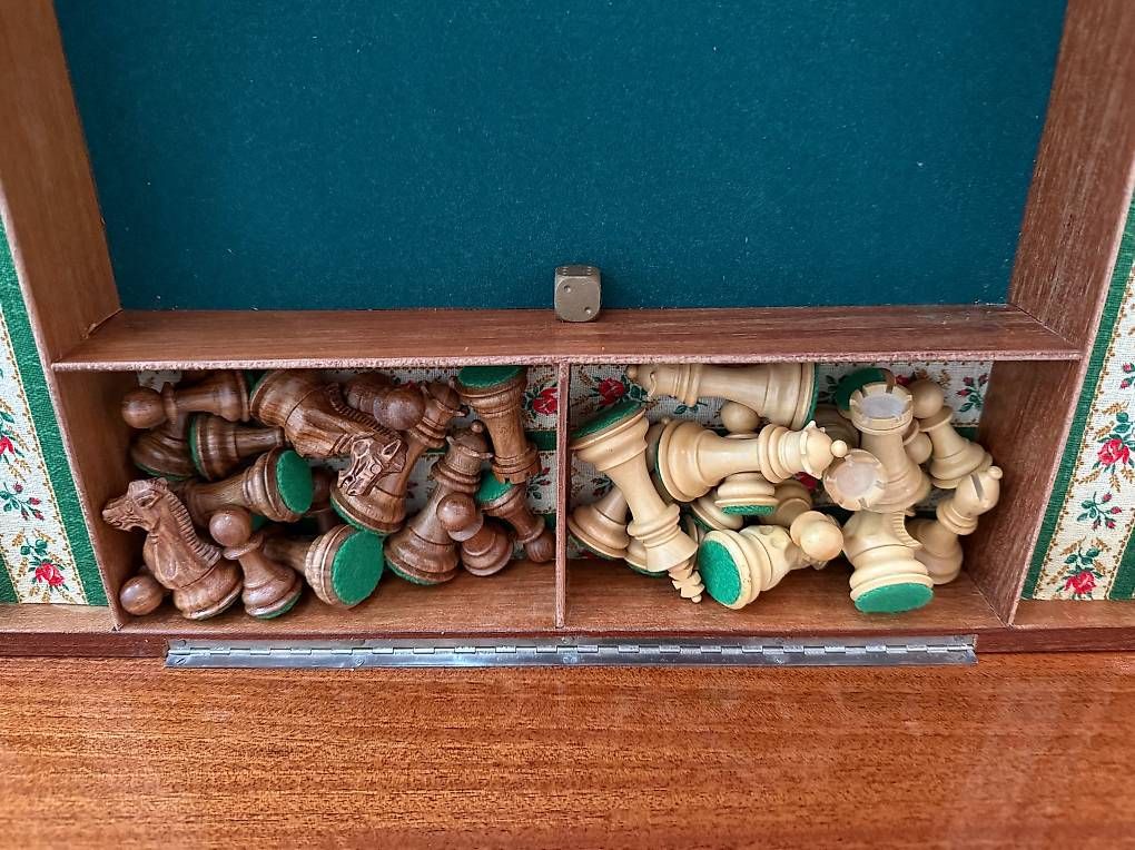 Giochi: Chess Table – Usato da Wallisellen venduto da Marij1986 2