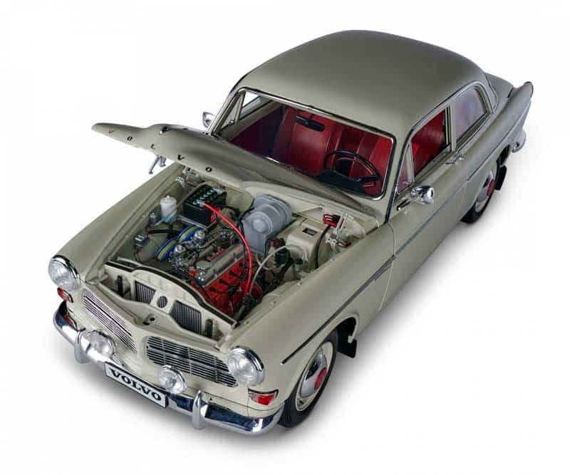 Volvo Kit di costruzioni: VOLVO 122S AMAZON METALLBAUSATZ MASSSTAB 1:8 – Nuovo e nell'imballaggio originale da Erlenbach i. S. venduto da MB-Next-Level 8