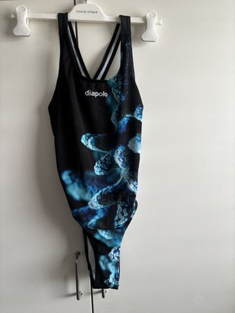 Diapolo Badeanzug Badekleid Korallen Grösse 36