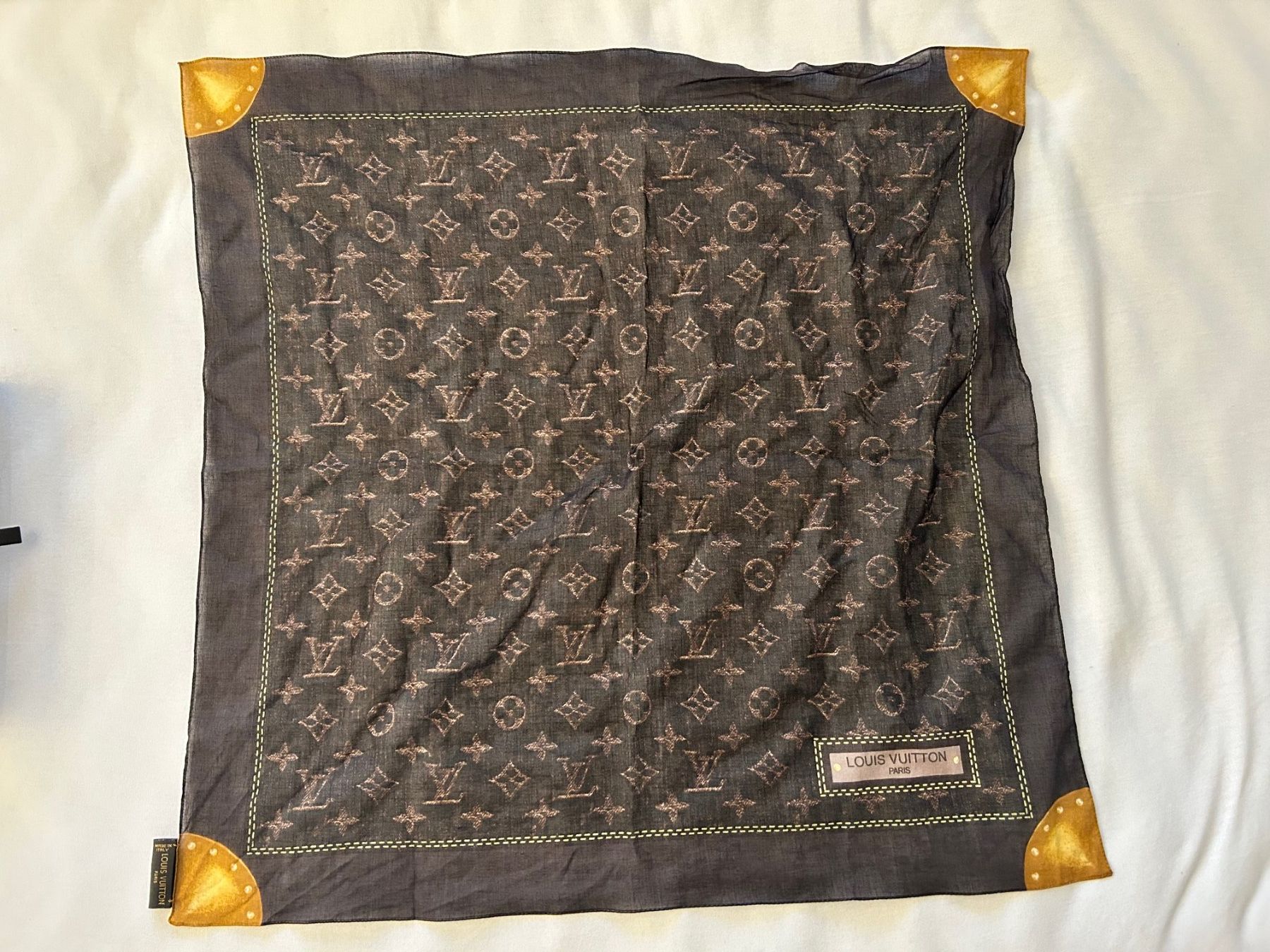 Louis Vuitton Foulards, Tücher & Schals: Louis Vuitton Foulard – Neu (gemäss Beschreibung) aus Flawil von bridge28