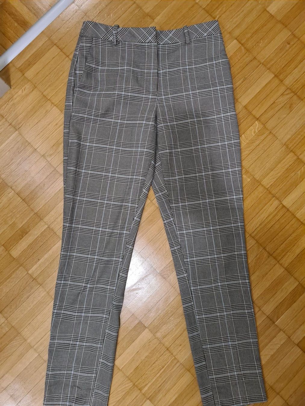 H&M Pantaloni: Hose H&M Gr. 36 – Nuovo (secondo la descrizione) da Jona venduto da Good_luck_ 1