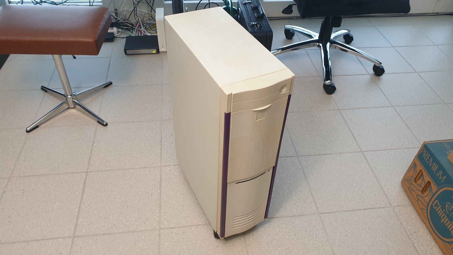 Custodie: BigTower PC – Usato da Stäfa venduto da Supertramp73