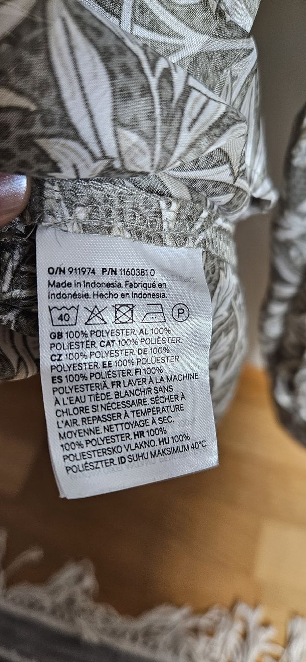 H&M Camicette: Bluse h&m Grösse M – Usato da Rombach venduto da ThriftBetter 3