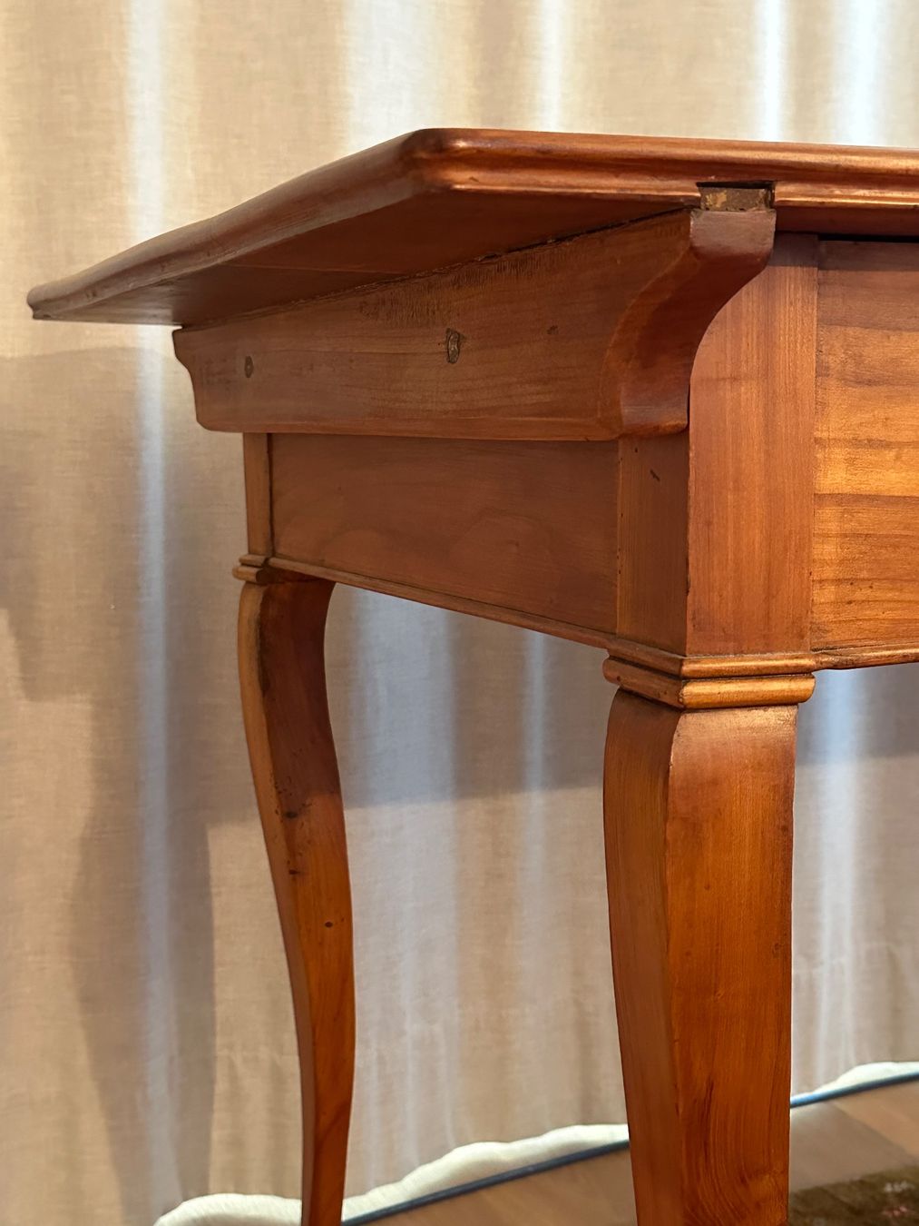 Tische: Biedermeier-Tisch Kirsche, mit Schublade – Gebraucht aus Zürich von arncliffe 3