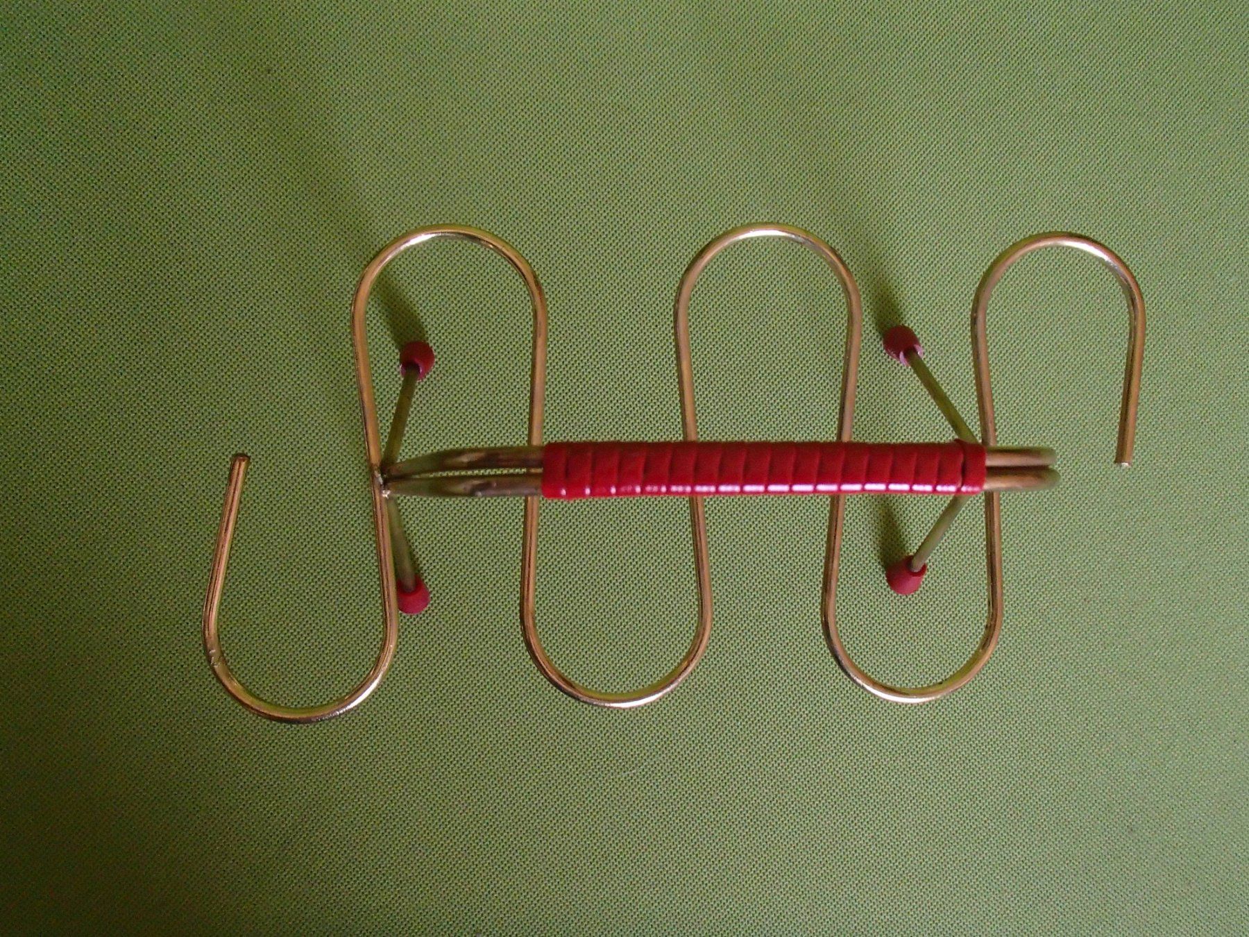 Altro per la casa: Vintage Schnapsglashalter Messing mit roten Füsschen und Hal – Usato da Schöfflisdorf venduto da pullux 2