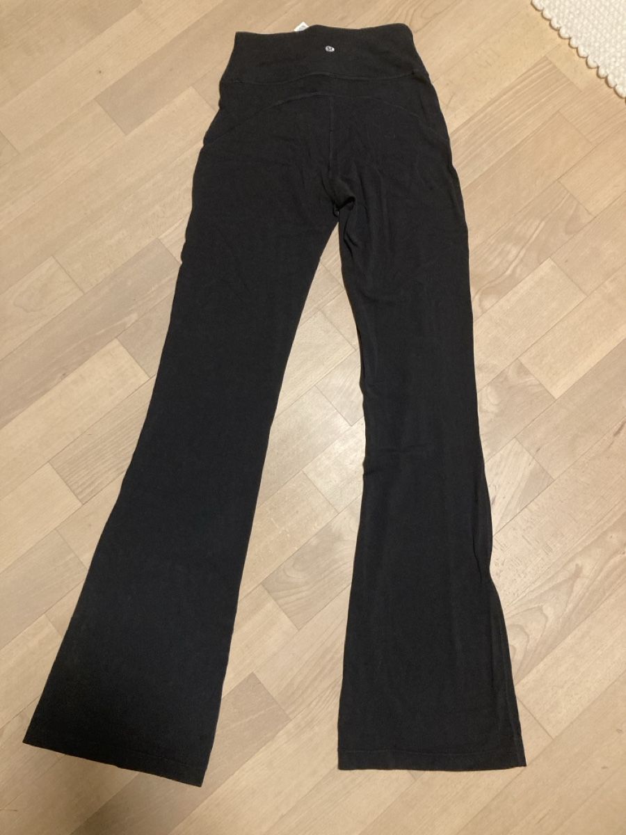 Lululemon Leggings: Lululemon Groove Pants Gr4 – Usato da Zuerich venduto da Jim_Hatton 2