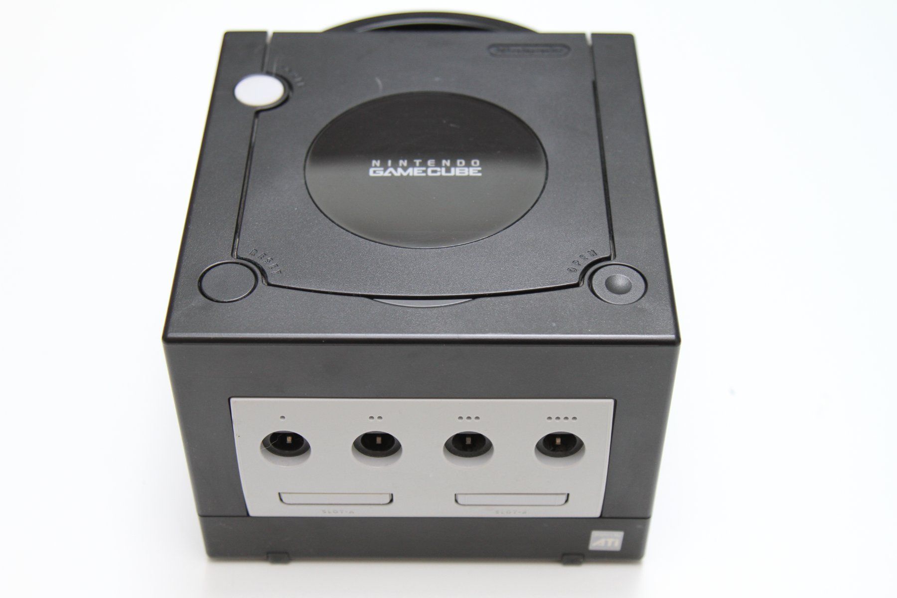 Nintendo Console: Nintendo Gamecube mit zwei Spielen – Usato da Basel venduto da camelot99 1