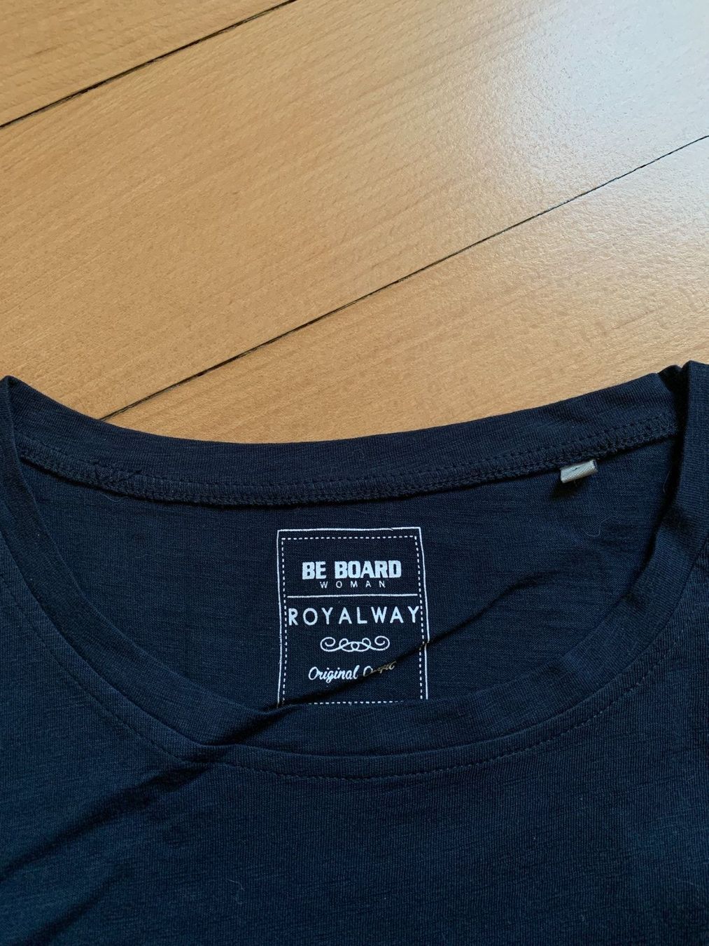 T-Shirts: BE BOARD - T-Shirt dunkelblau L – Gebraucht aus Zürich von Diazaio 3