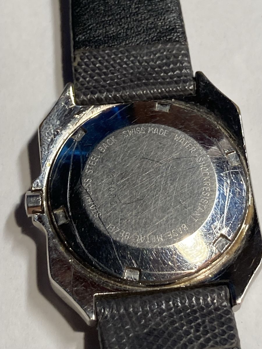 Nivada Orologi: Nivada Quartz Uhr der ca. 90 er – Usato da Glattbrugg venduto da vintagemania 4