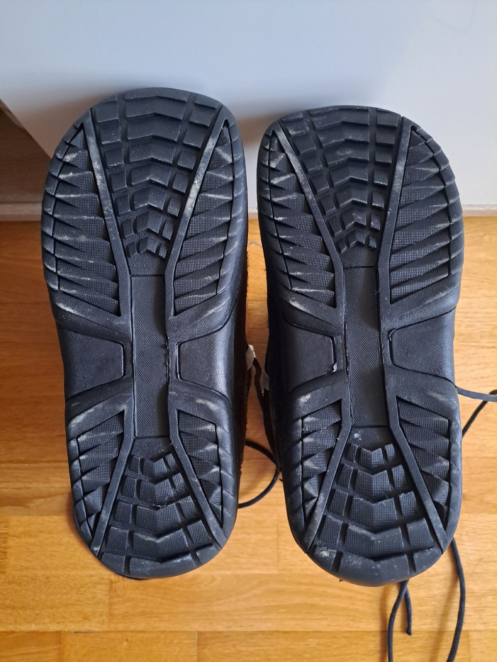Scarpe da uomo: Celsyus Snowboardboots, Größe 43 – Usato da Morens FR venduto da Kiscica 6
