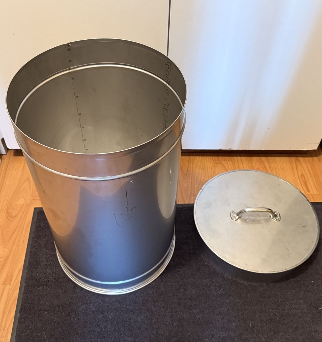 Autres articles pour la maison: Metalleimer – D'occasion à Gerlafingen par HungerDiva