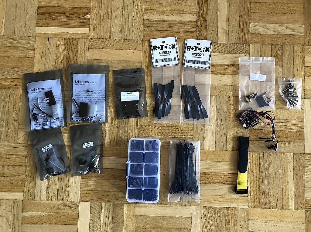 Modellismo RC: Pour bricoleur - Drone Racer FPV à terminer – Usato da Epalinges venduto da med_bnnn 2