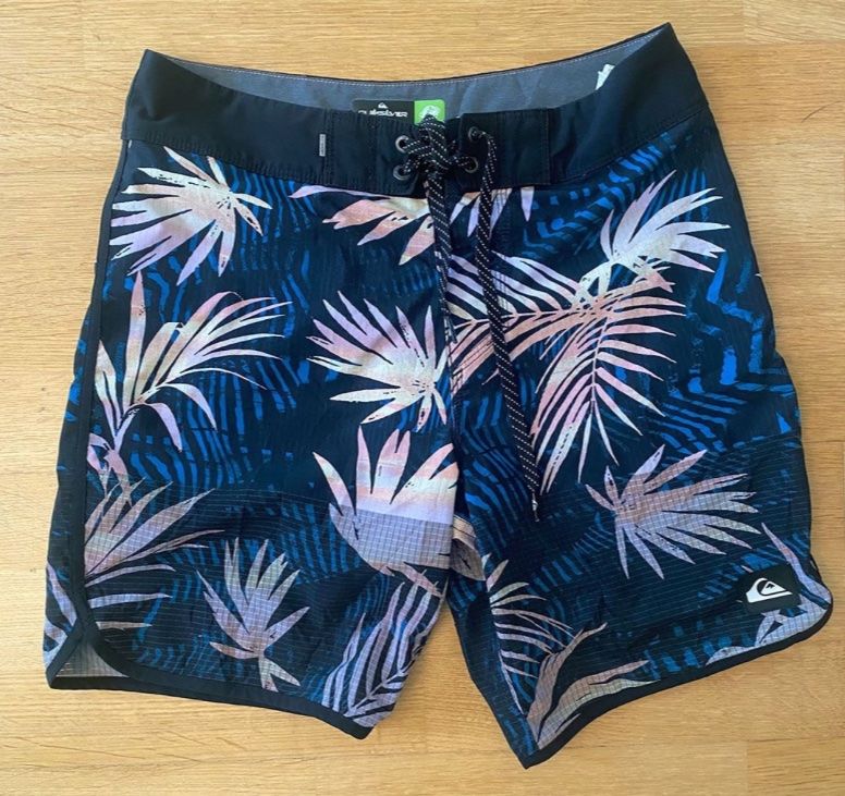 Quiksilver Costumi da bagno: Quiksilver Badehosen 28 – Usato da herrliberg venduto da flora8008