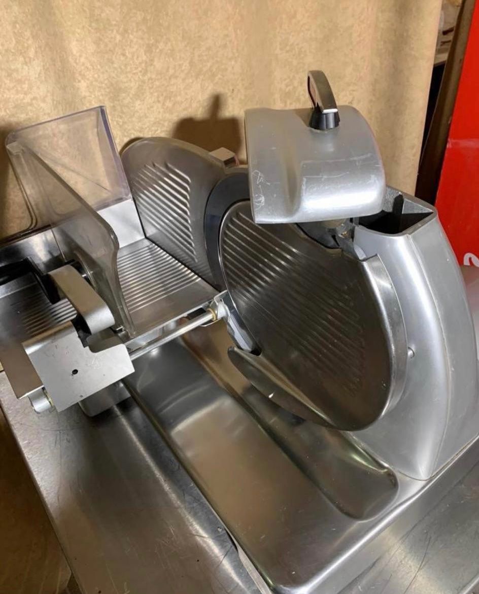 Elettrodomestici da cucina: Berkel Aufschnittmaschine – Usato da Rupperswil venduto da pimi88 1